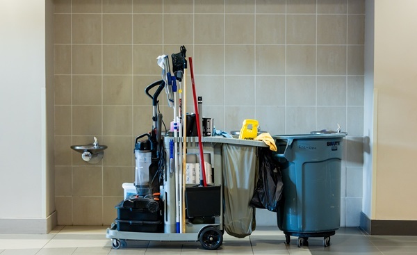 Commercial Cleaning Supports